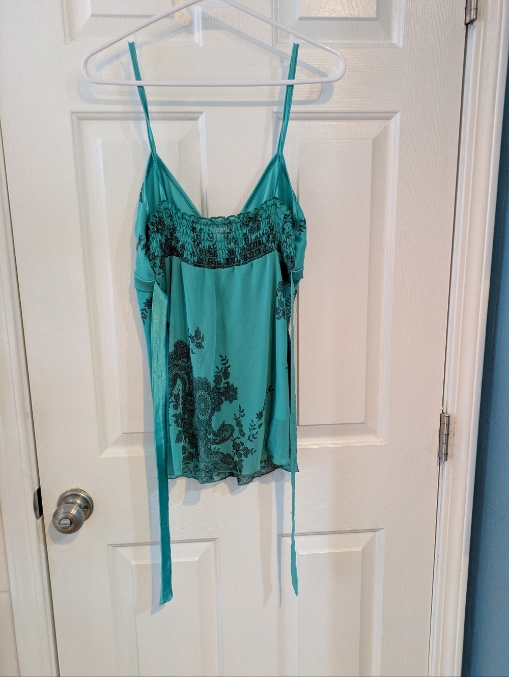 Charlotte Russe Blue Top - Picture 2 of 4